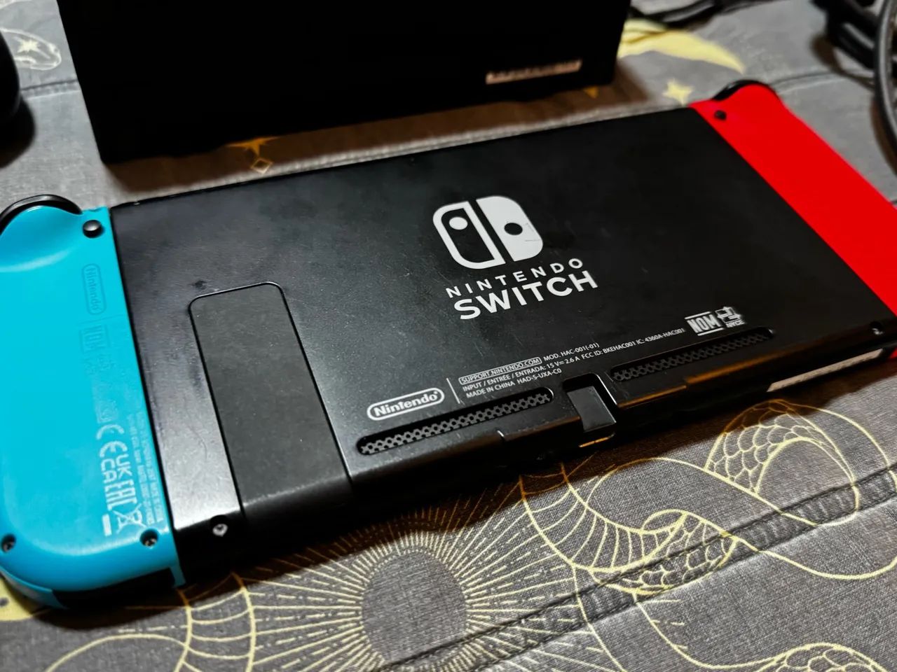NINTENDO SWITCH V1 COM MICRO-SD 128GB - Foto 2