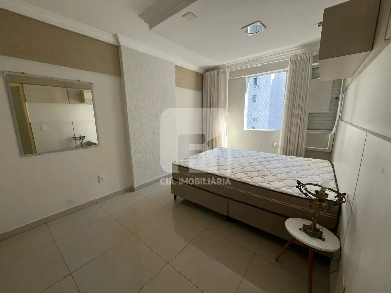 Apartamento de 2 dormitórios à venda no Centro - Foto 4