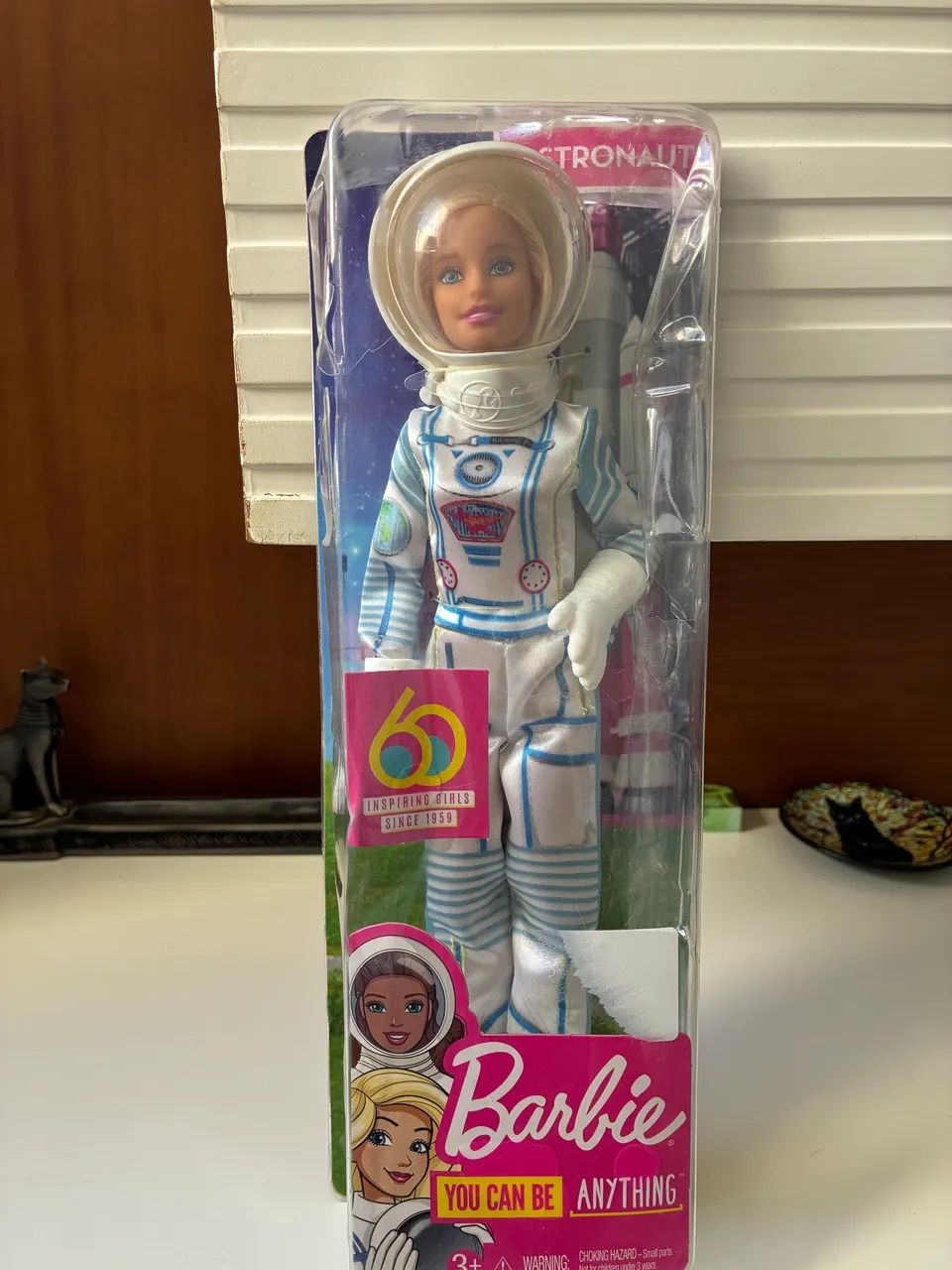 Boneca Barbie Astronauta Lacrada 