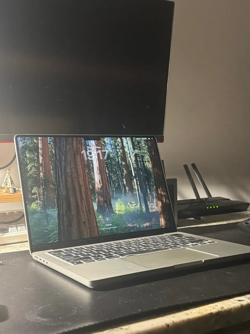 Macbook Pro 14 M2 pro 16BG (Ram) 512GB - Foto 2