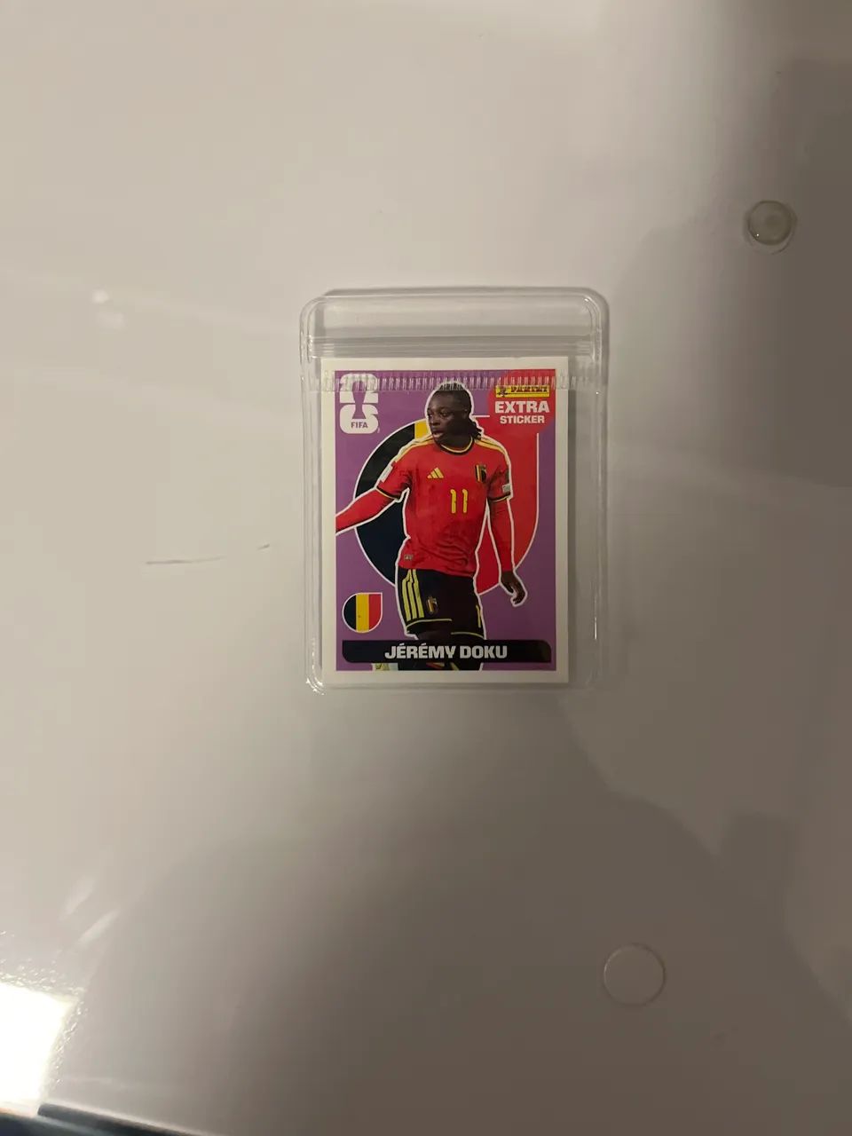 Figurinha legend doku bordo 2026