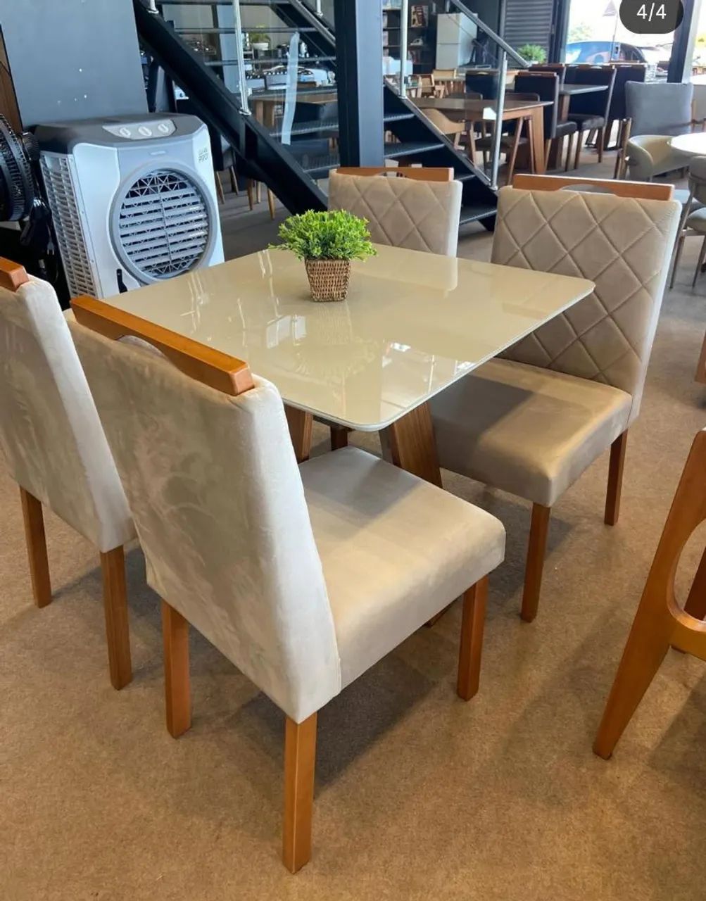 Conjunto de mesa com 4 lugares Nova a pronta entrega  - Foto 4
