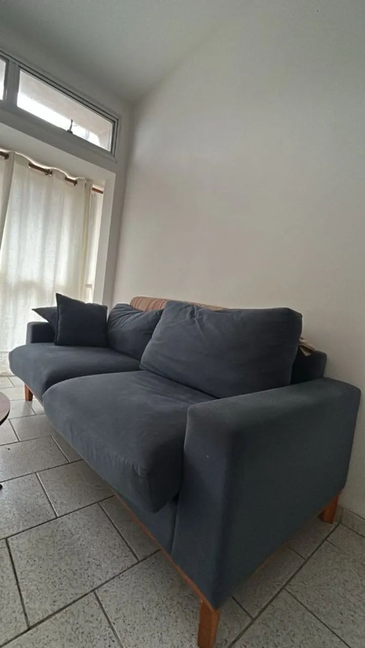 Sofá Living Istambul Em Suede Essencial Estofados Cor Cinza