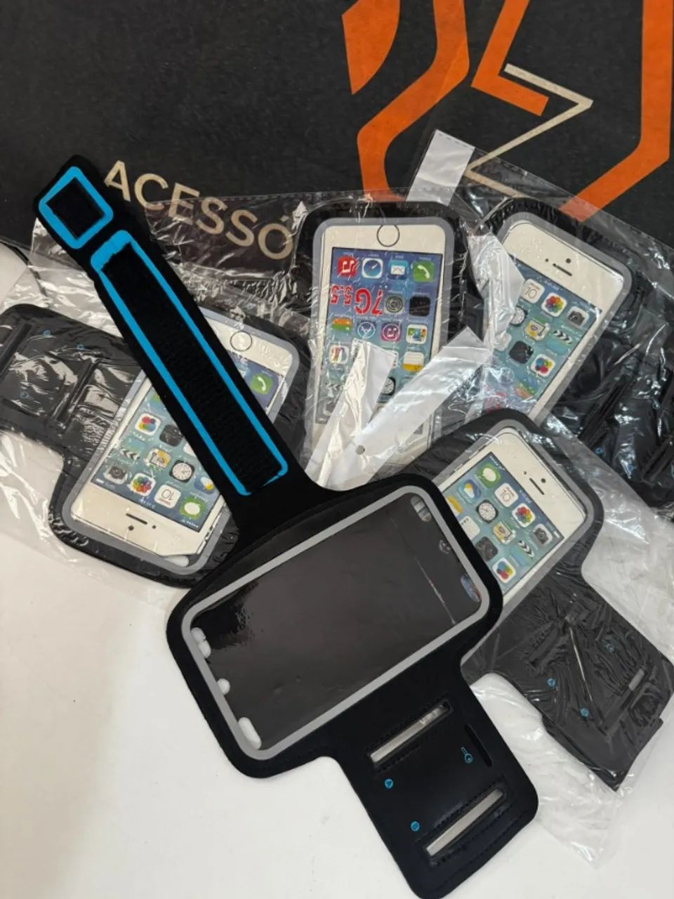Pochete Braçadeira - Porta celular e documentos - Foto 2
