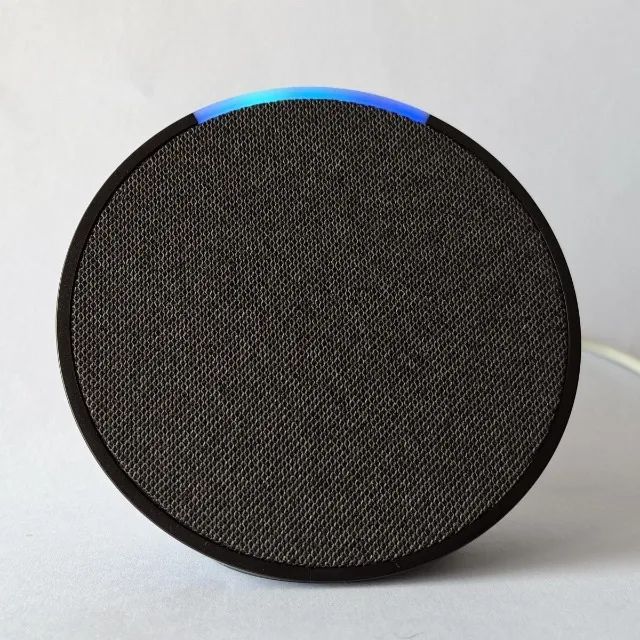 Amazon Echo Pop Smart Speaker Com Alexa Preto - Foto 3
