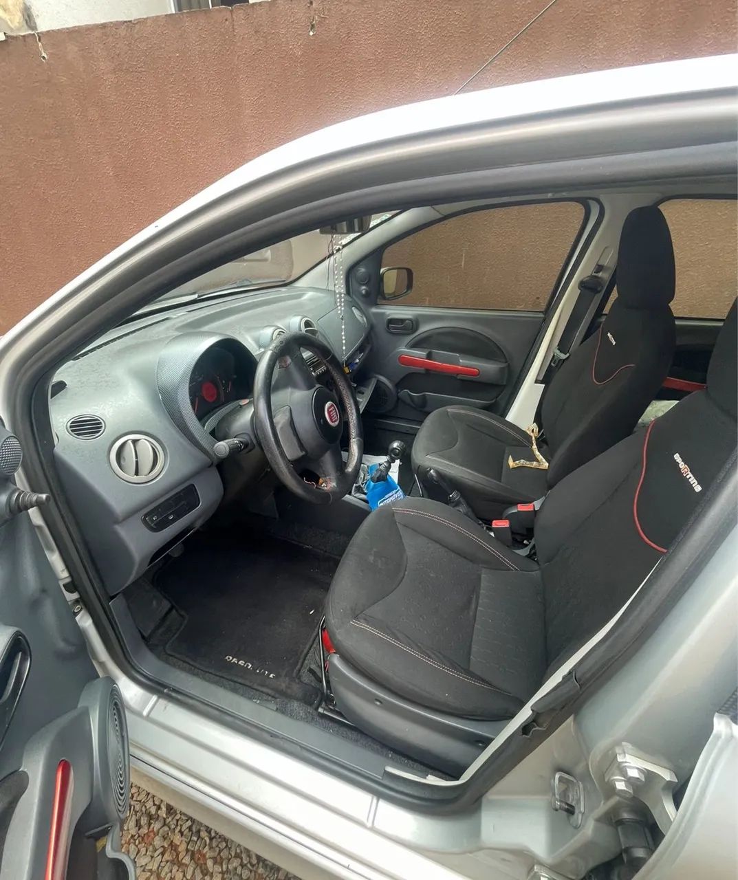 Fiat Uno Sporting 1.4 EVO Fire Flex 8V 4P 2012 - Foto 4