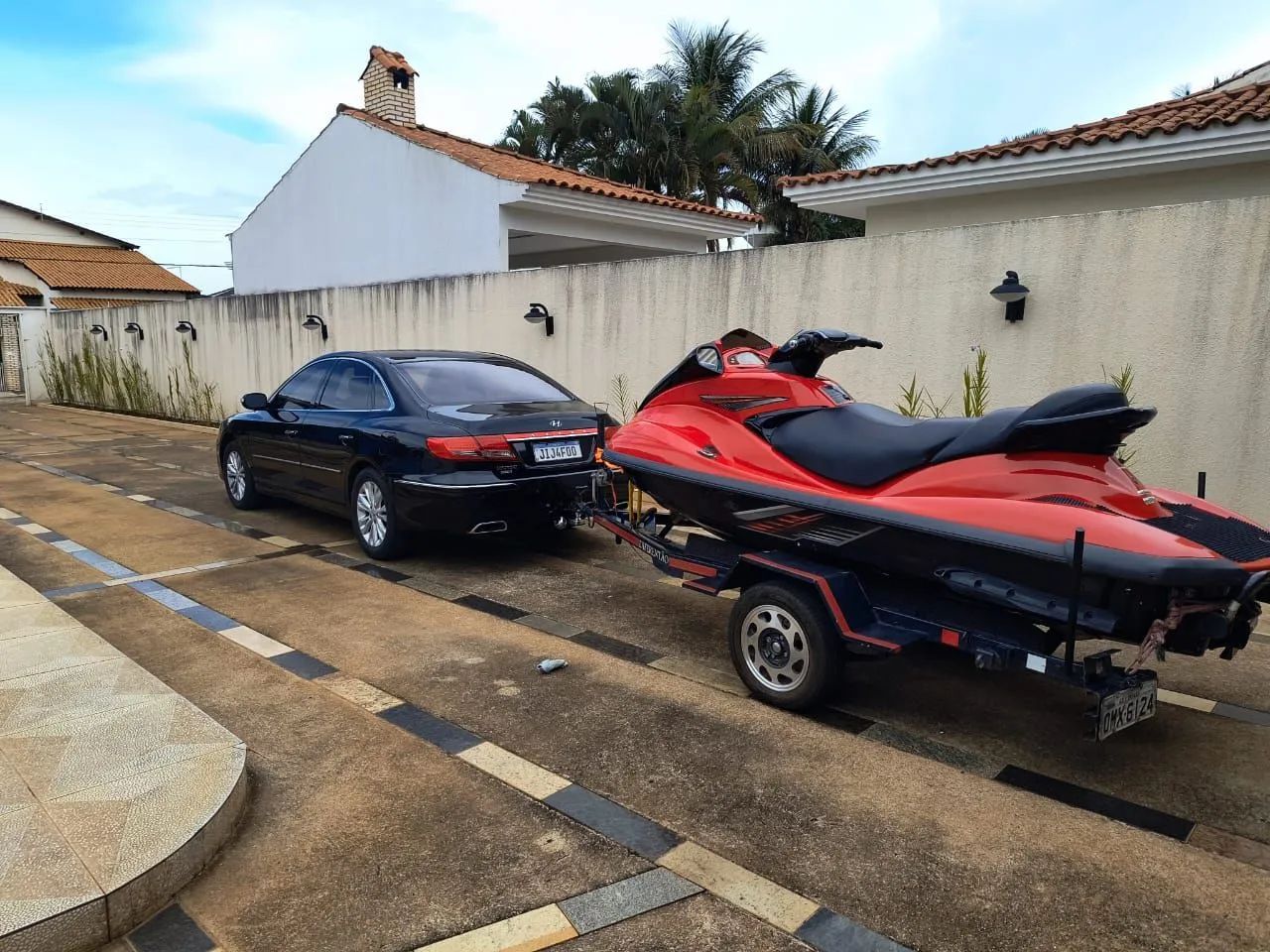 Jet ski Modelo Sailon, com carreta.