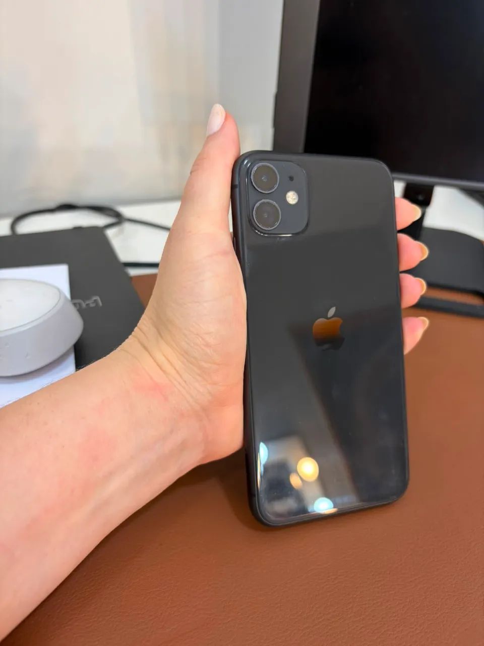 iPhone 11 64gb único dono, todo original 