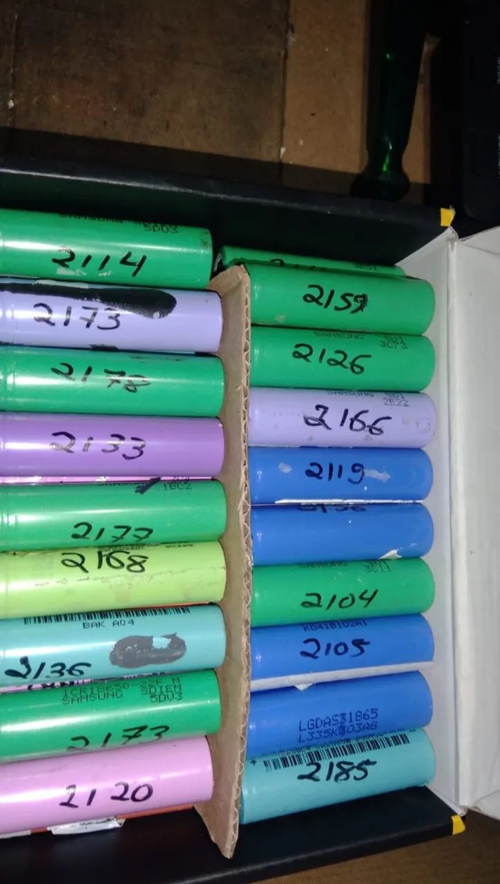 23 baterias de Lítio 2100mAh modelo 18650 Recarregáveis - Foto 3