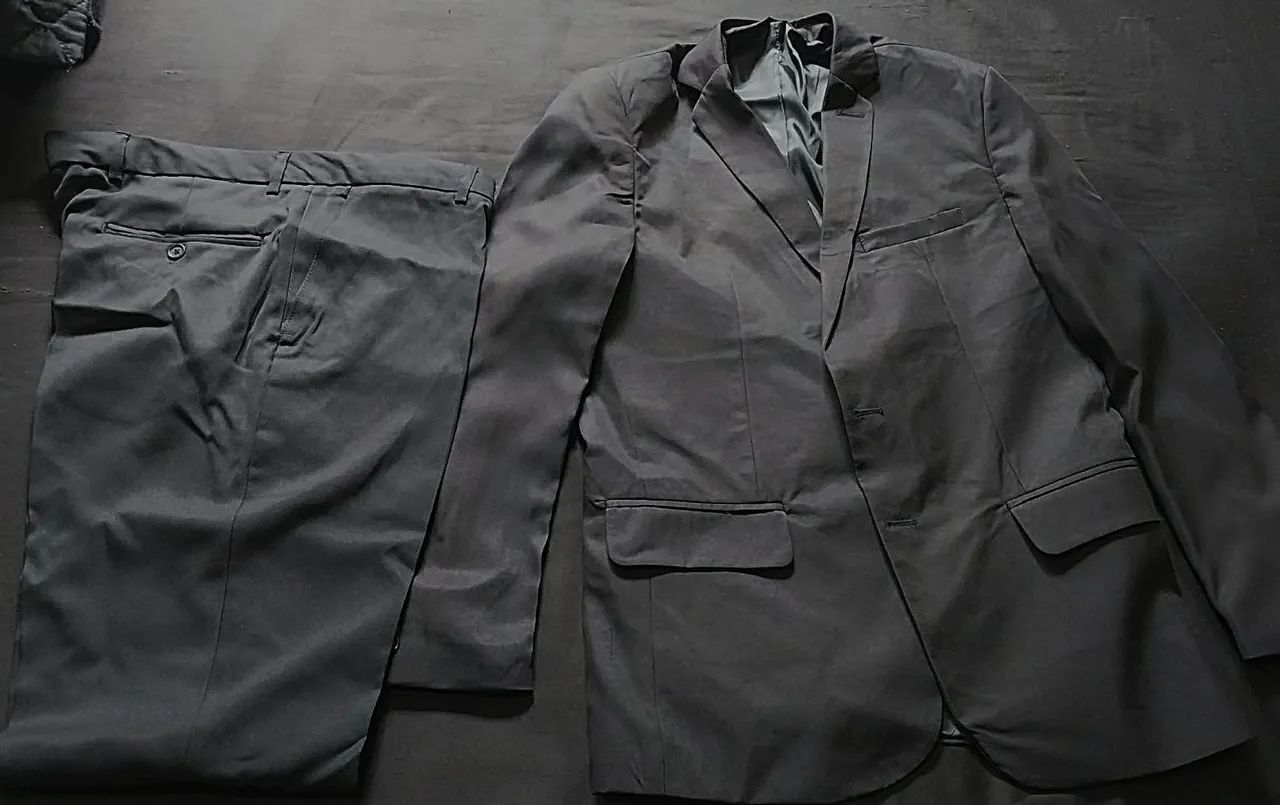 Terno masculino preto NOVO - Foto 2