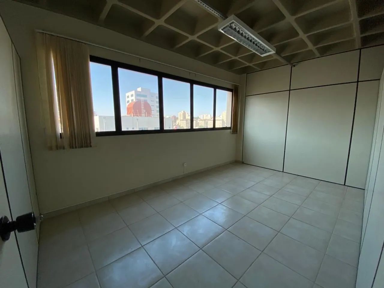 Sala comercial à venda no Bairro Lídice em Uberlândia - Foto 4