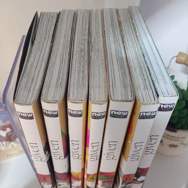 Mangá Given - Vol. 1 ao 7 - Foto 2