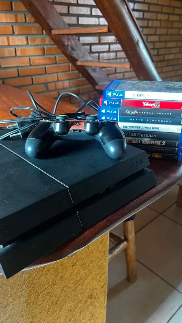 PS4 Fat 500Gb + Jogos + Dualshock + Cabos