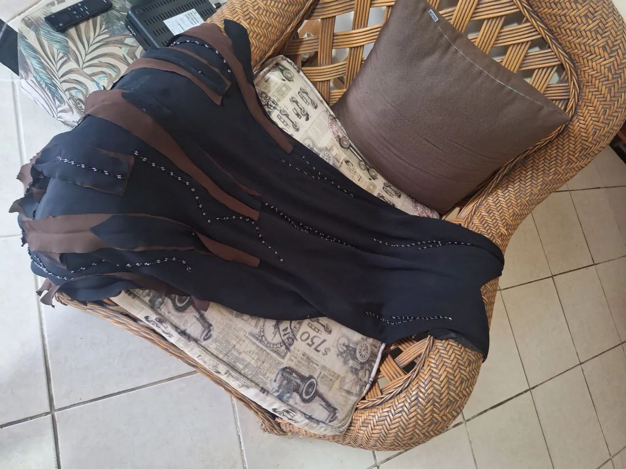 Vestido de festa preto e marrom 
