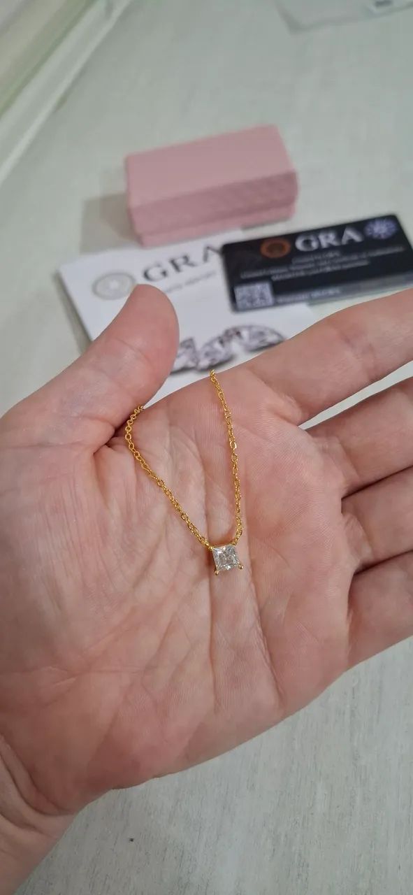 Ponto de luz moissanite 1.0ct