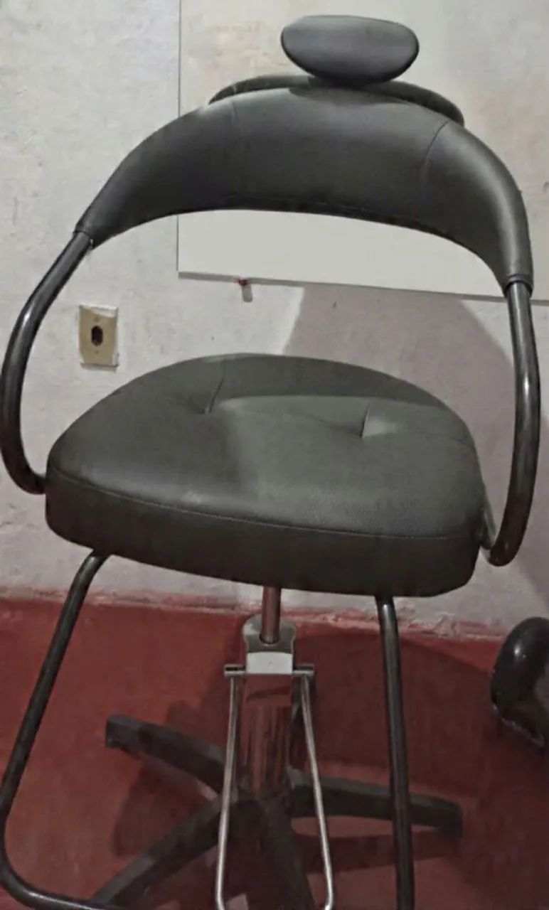 Kit salão com cadeira e lavatório 