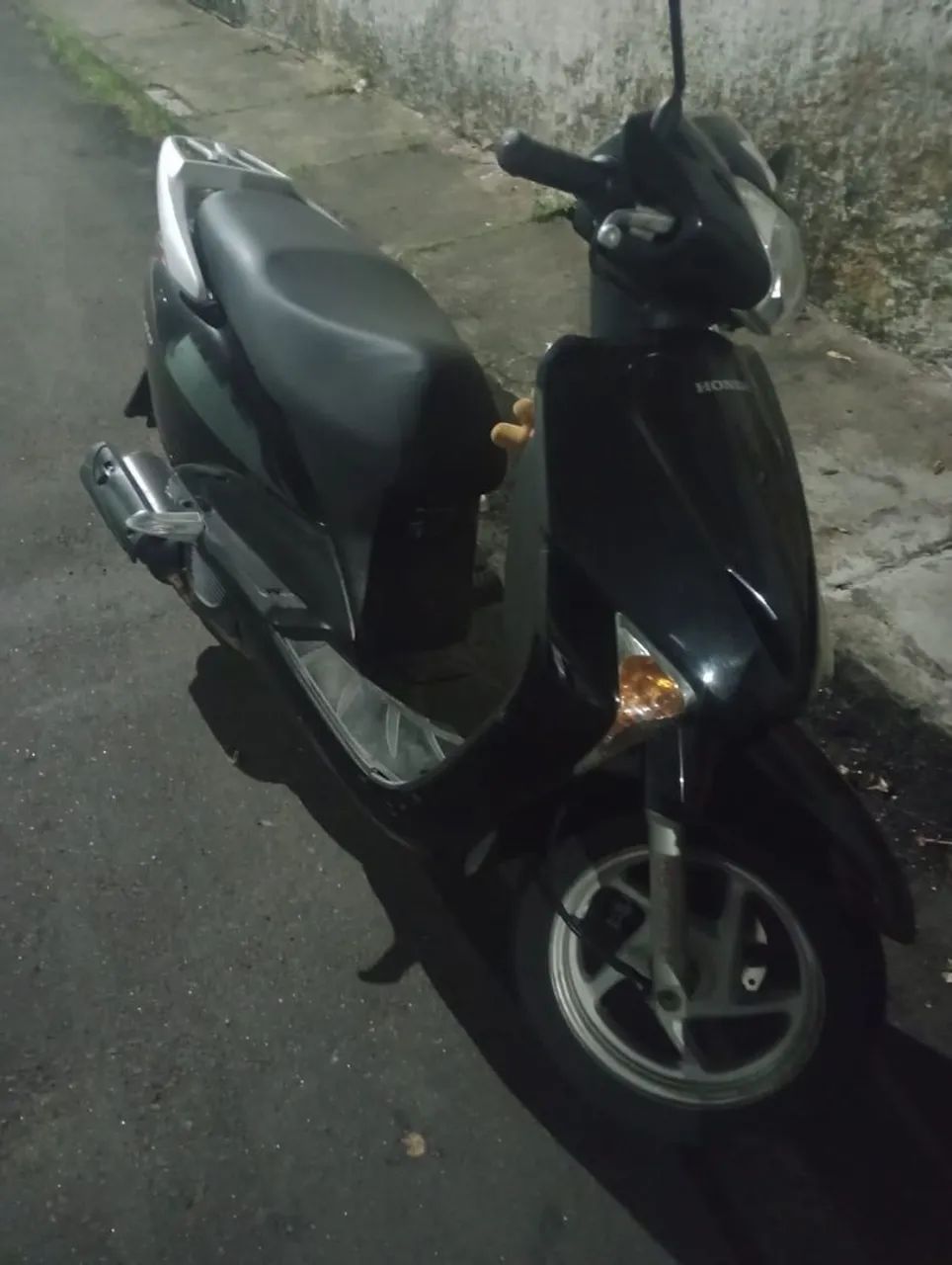 Vendo Honda lead 110 - Foto 2