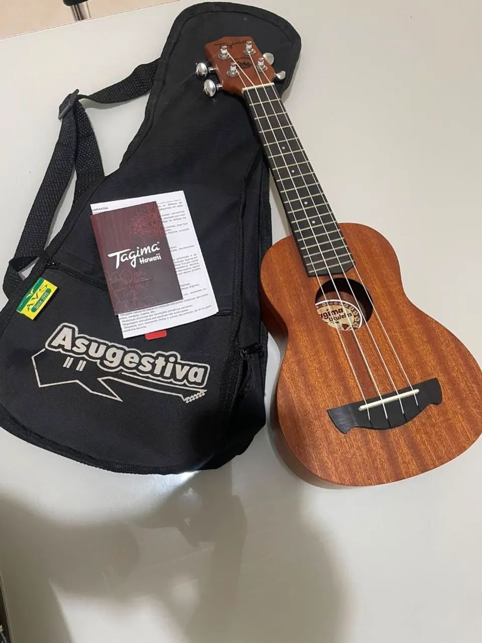 Vendo Ukulele Tagima  - Foto 4