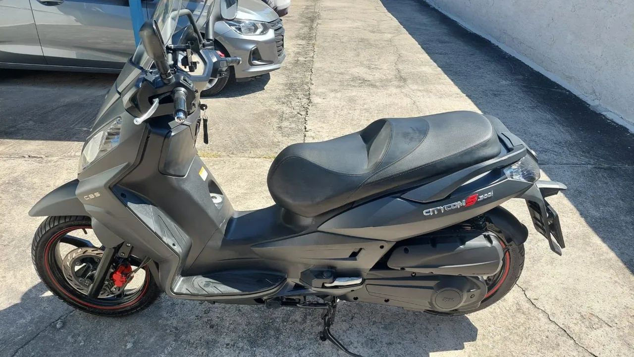 Vendo citycom 300i revisada e bem cuidada  - Foto 4