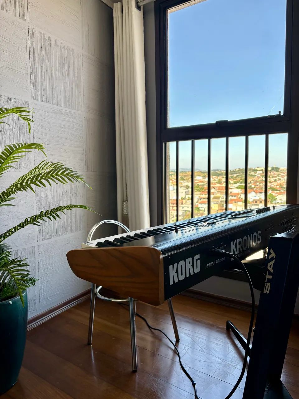 Korg Kronos 2-73 - Foto 3