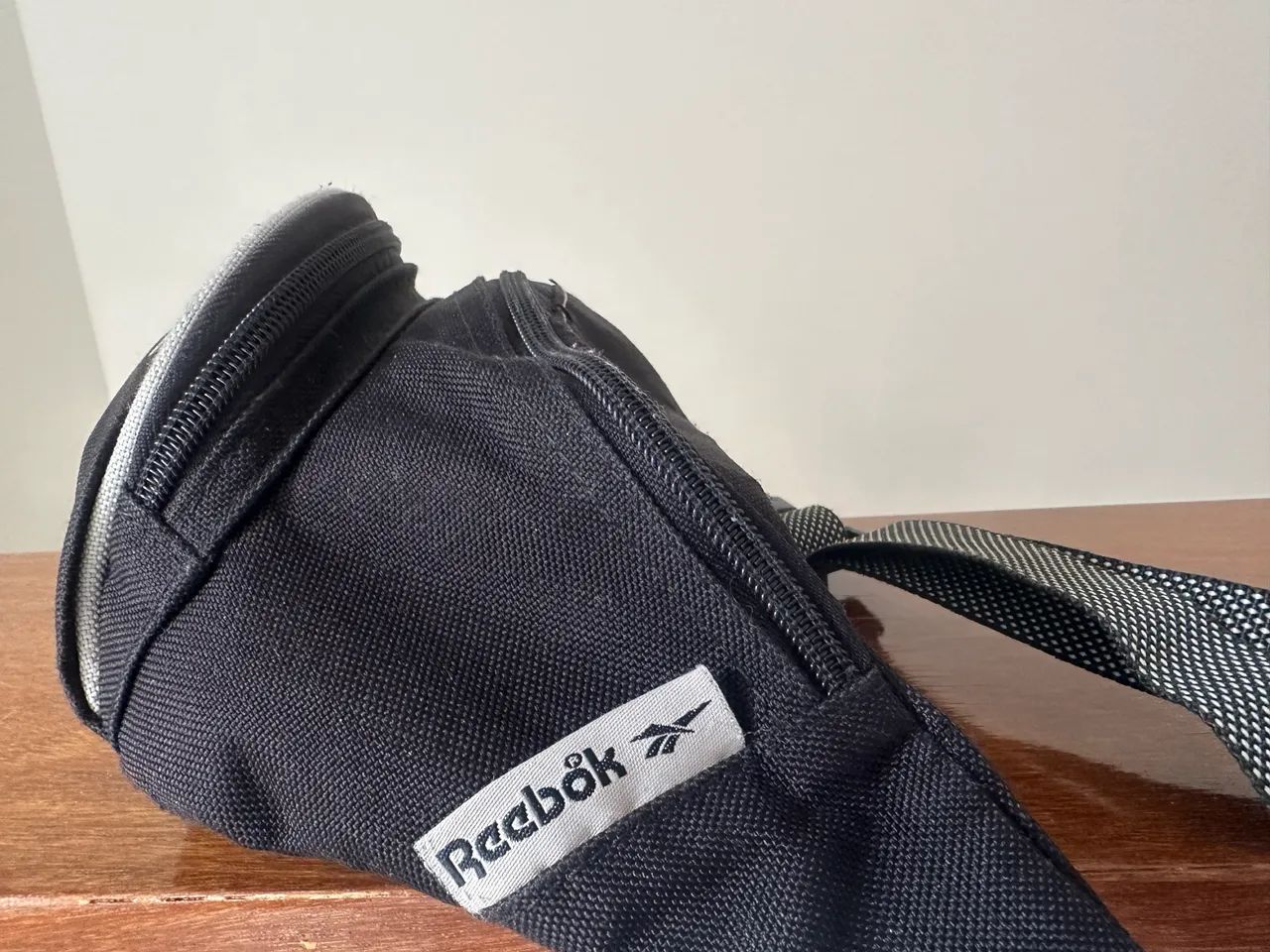 Pochete Reebok anos 2000 ótimo estado - Foto 4