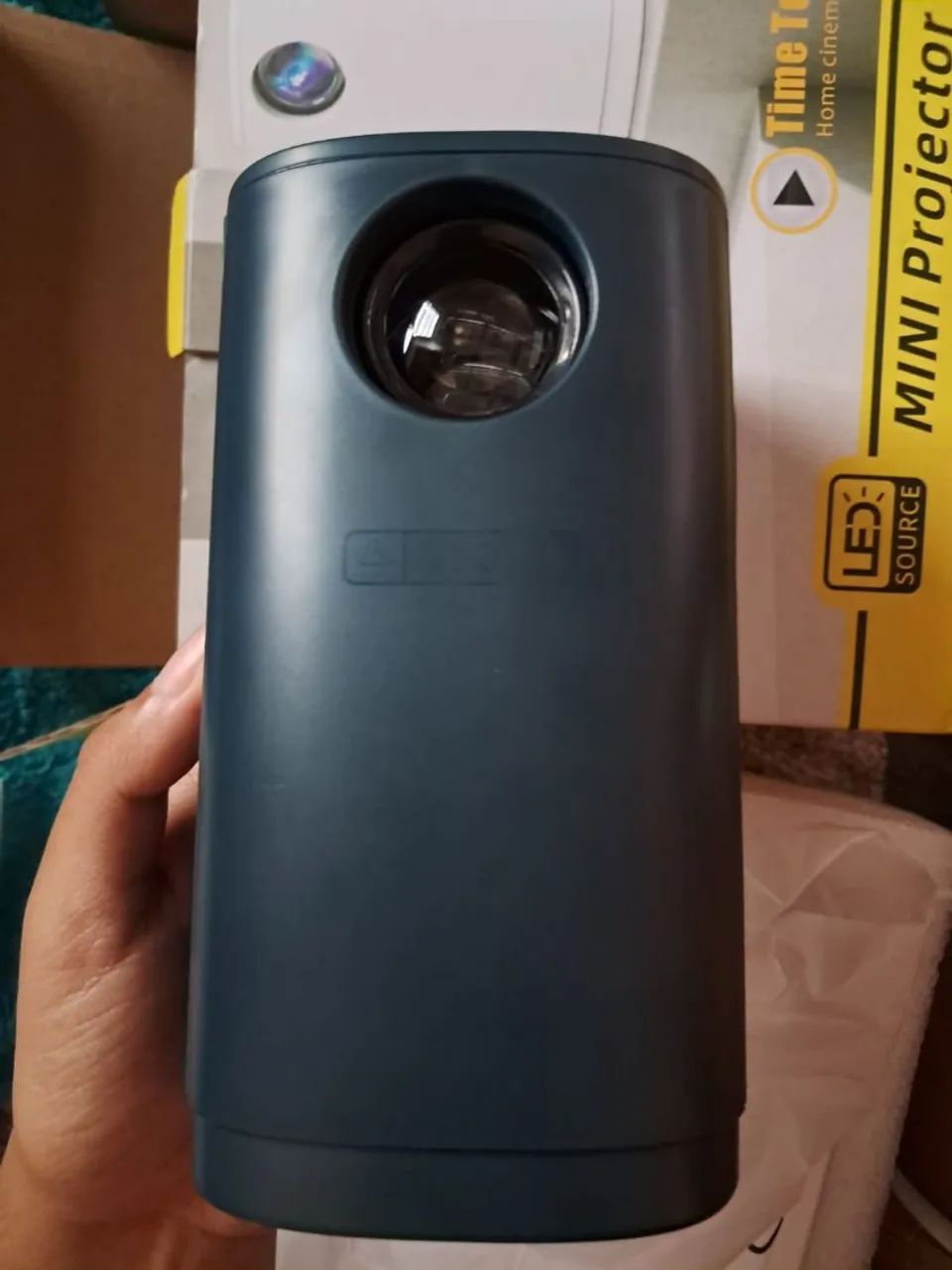 Mini projetor Time To Enjoy.*