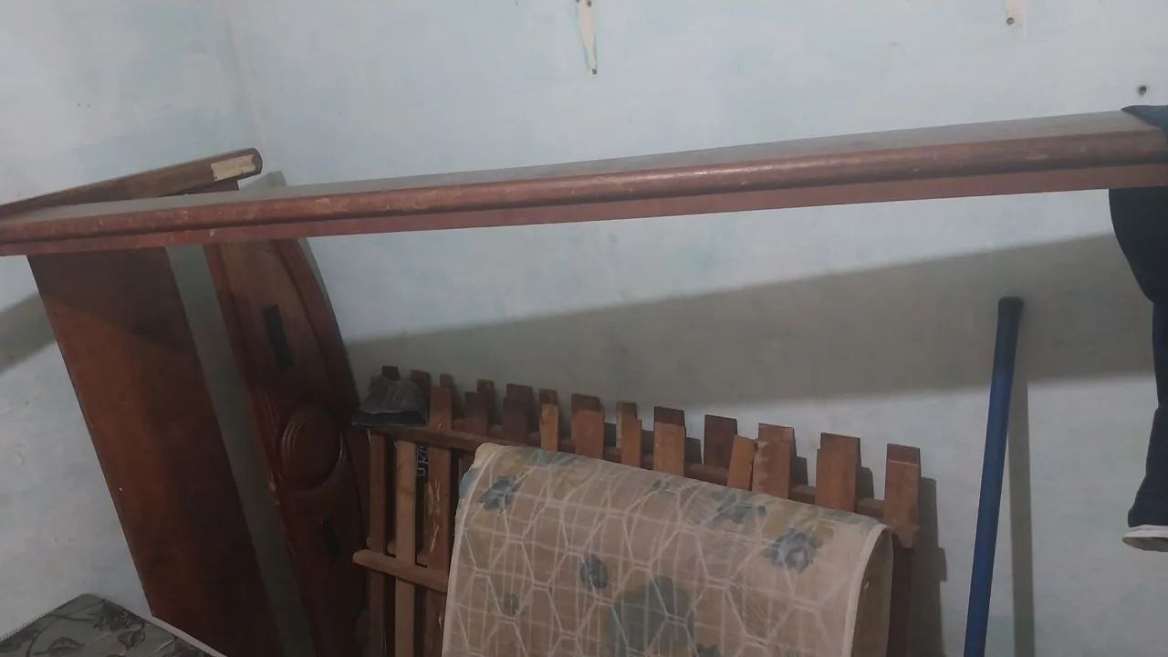Cama madeira