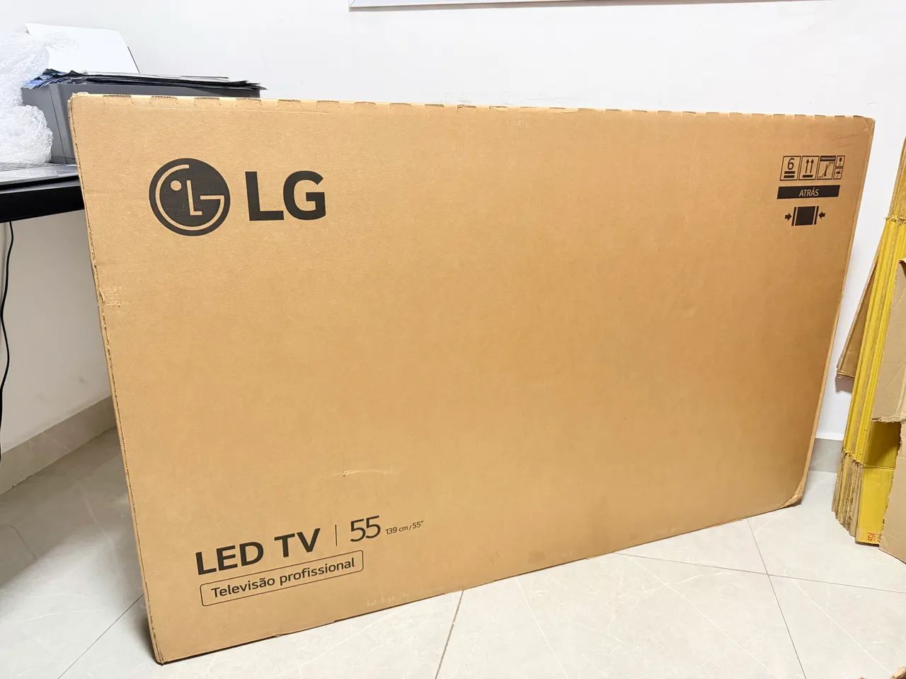 TV 55 Polegadas LG 4K UHD Lacrada