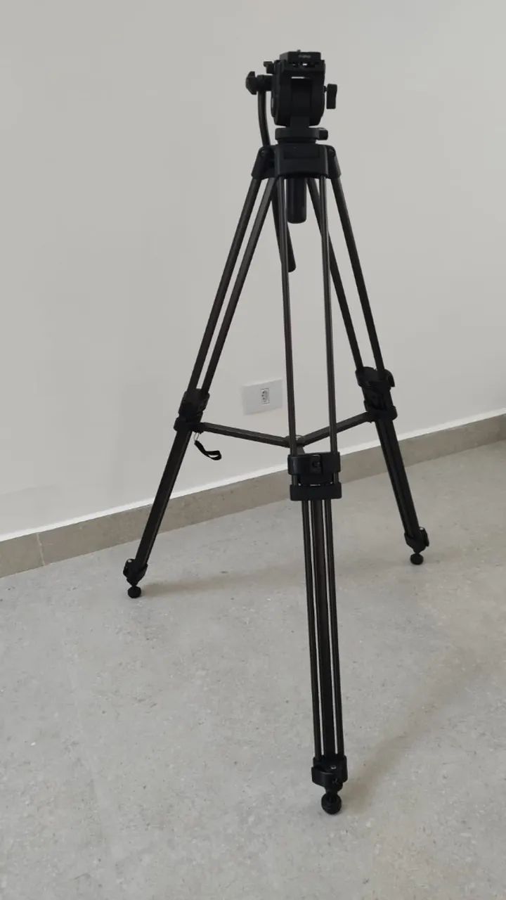 Magnus Sistema de tripé VT-4000 com cabeça fluida - Foto 5