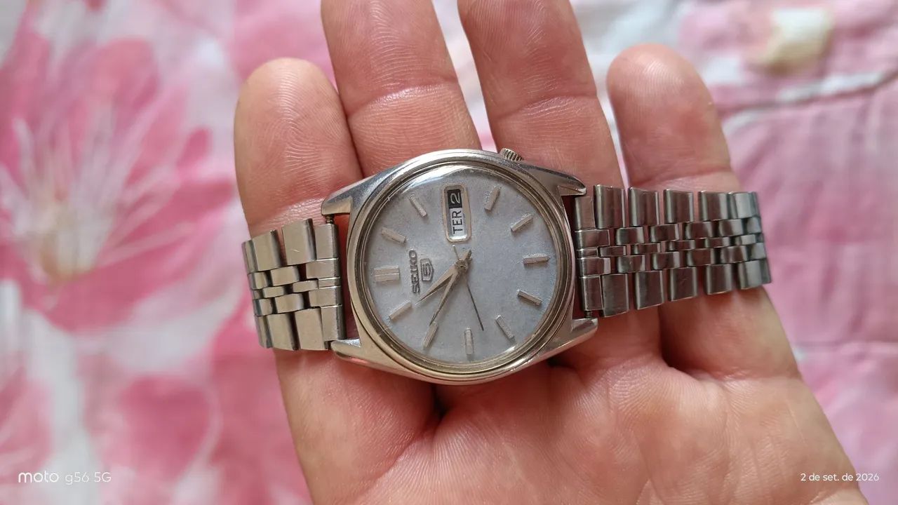 Relógio SEIKO 6119 fundo cinza  - Foto 2
