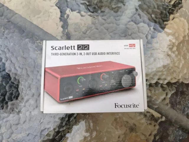 Interface de áudio Focusrite Scarlett 2i2 - 3ª Geração - Foto 5