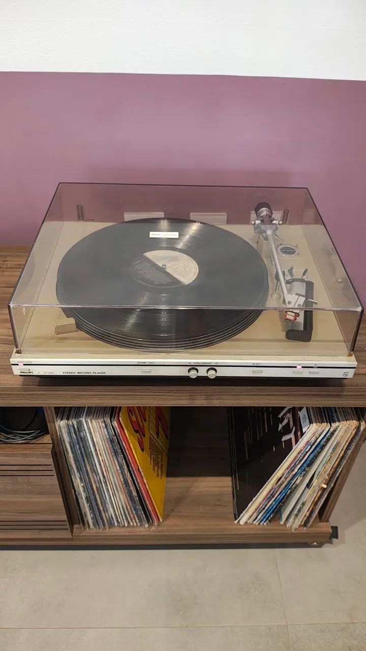Toca discos Philips AF294