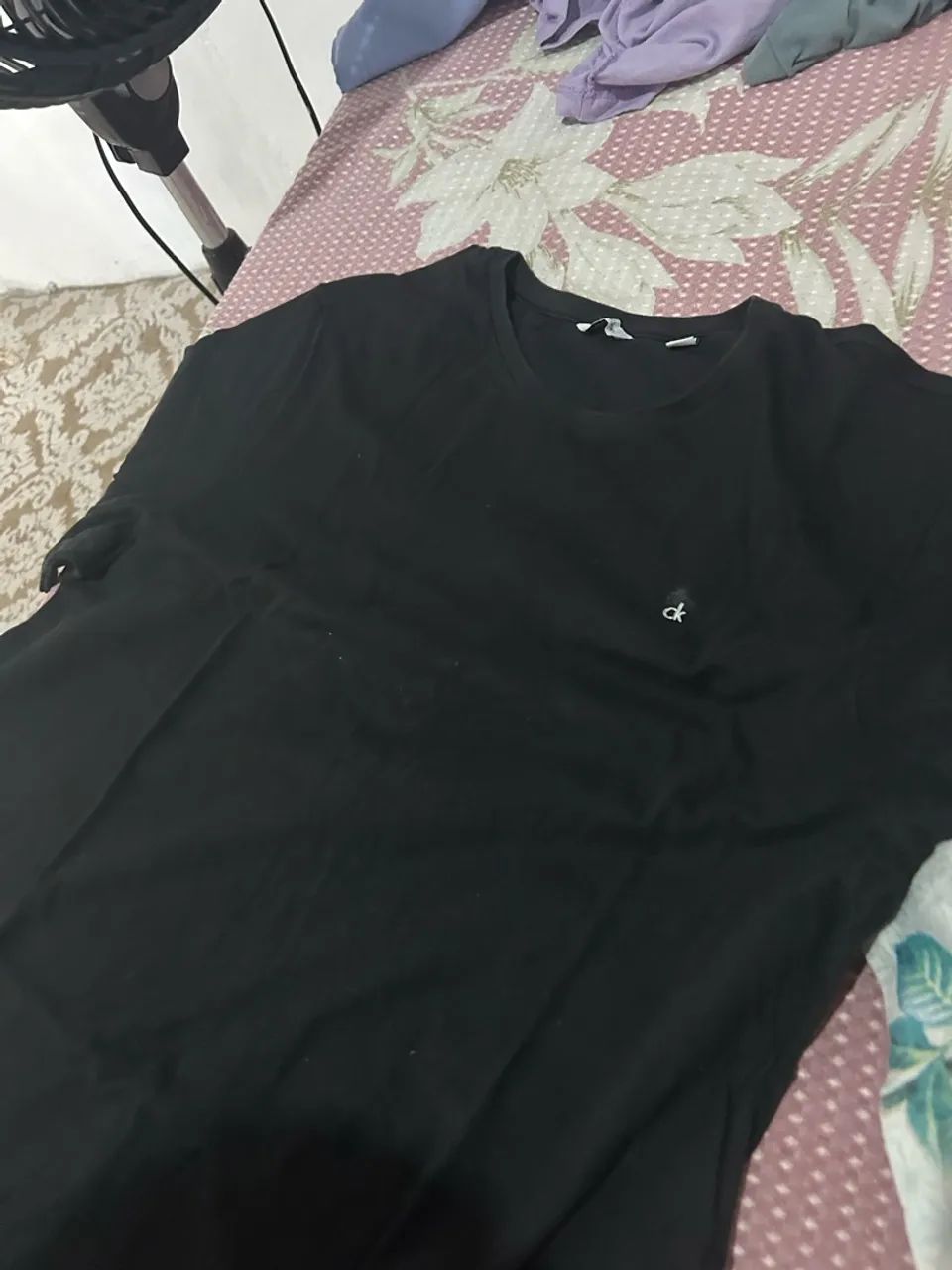 Camisa Calvin Klein preta  - Foto 2