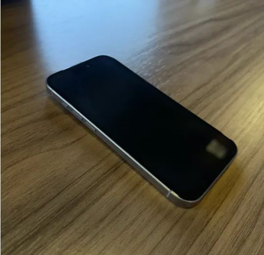 IPHONE 15 PRO SEMINOVO
