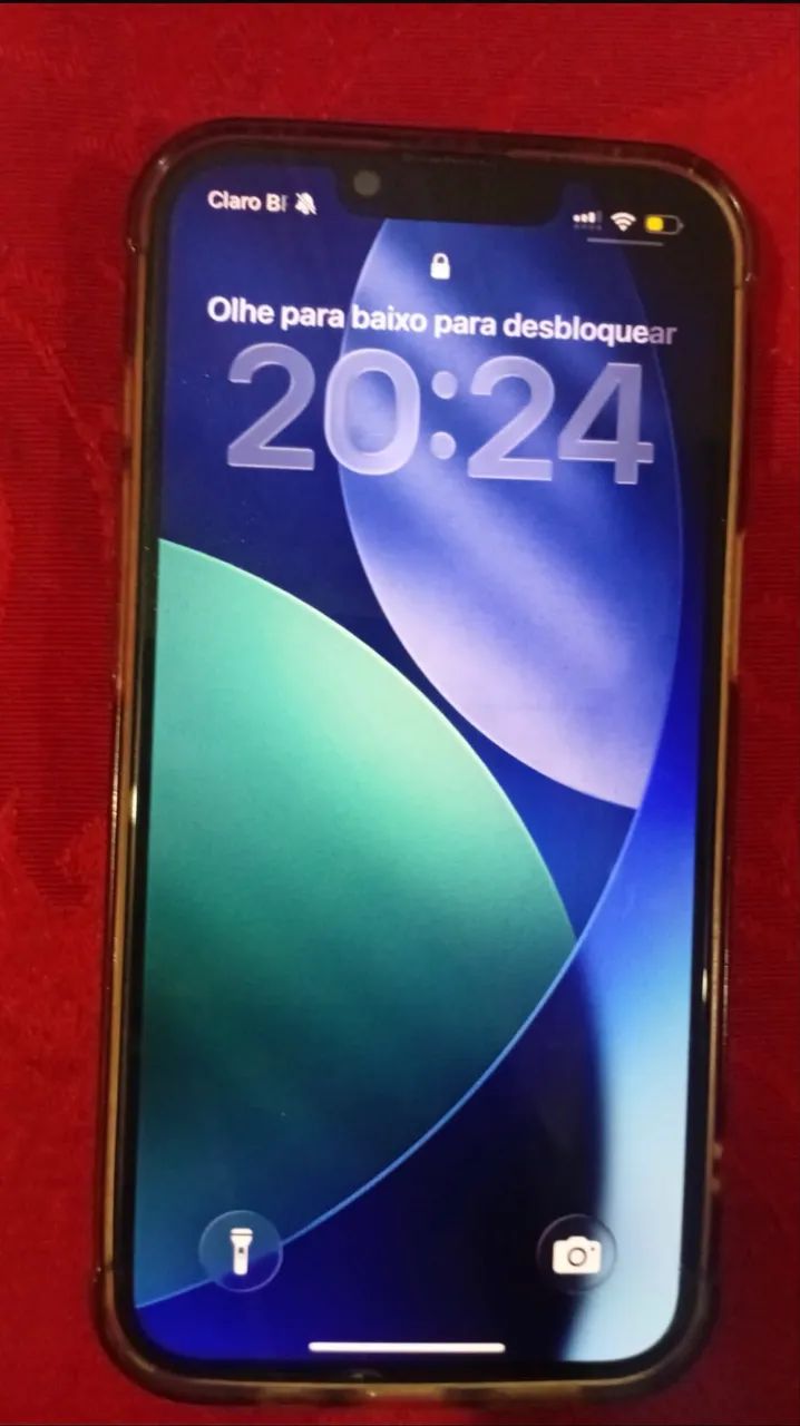 iPhone 16e, Bateria 100% 