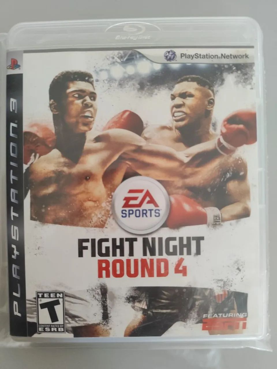 Jogo: Fight Night Round 4 (PS3)