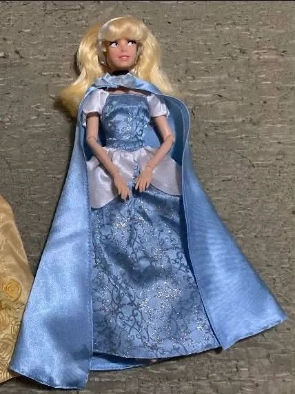 Boneca Cinderela Disney 