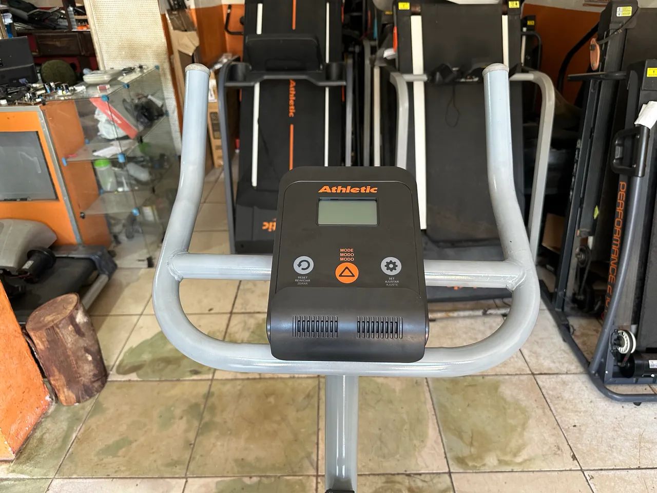 Vende-se Bicicleta Ergométrica 