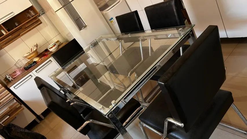 Dining Table471904539871160321