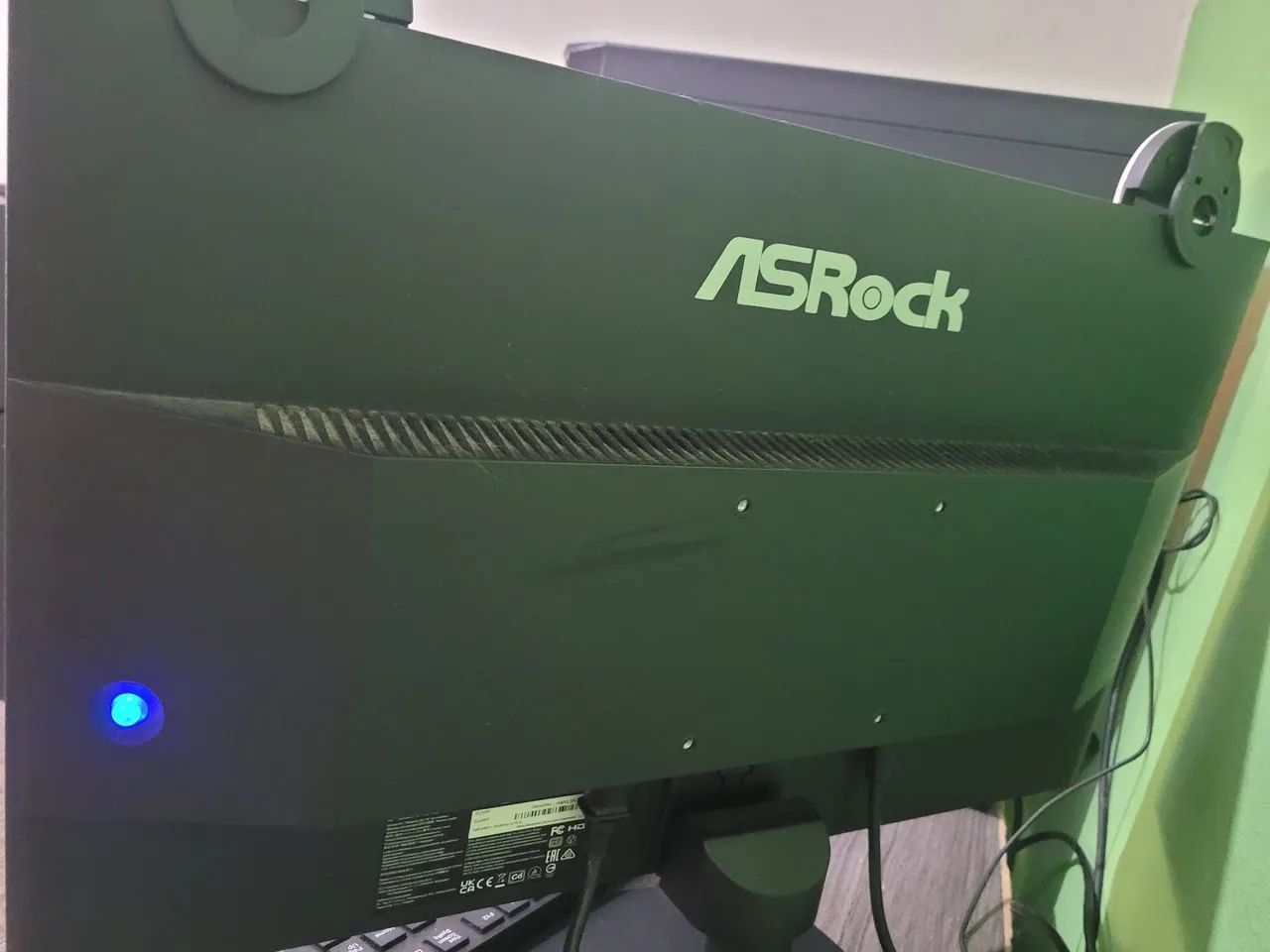 SRock 24,5 - Full HD HDMI - Usado - Foto 2