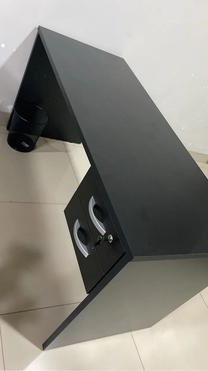 Mesa de escritório 