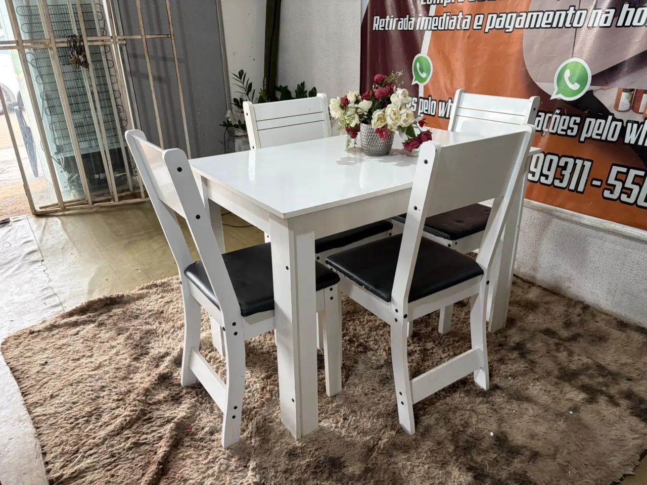 Mesa de jantar com 4 cadeiras (entrego) - Foto 2