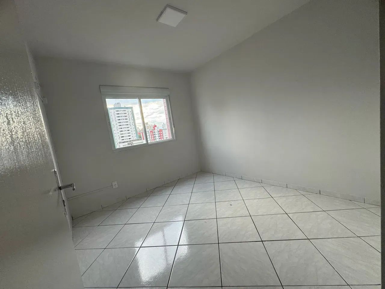 Imóvel para venda tem 100 metros quadrados com 2 quartos em Centro - Criciúma - SC - Foto 3
