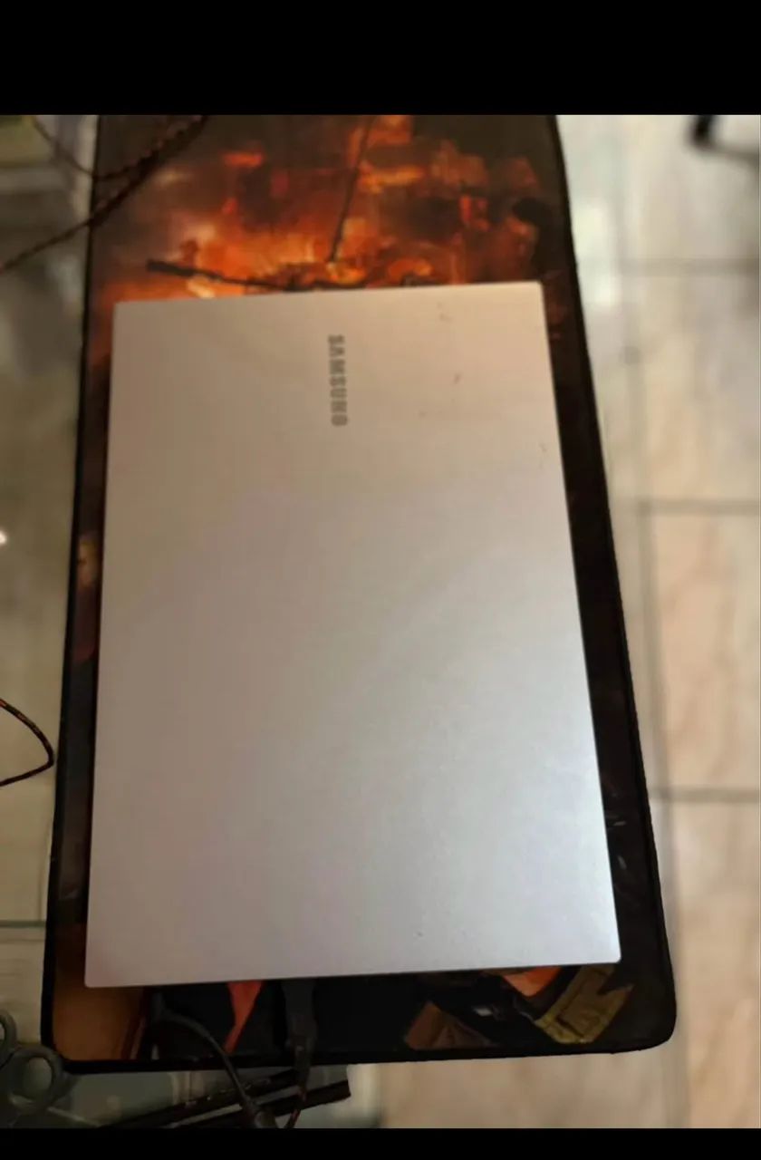 Notebook e30 - Foto 2