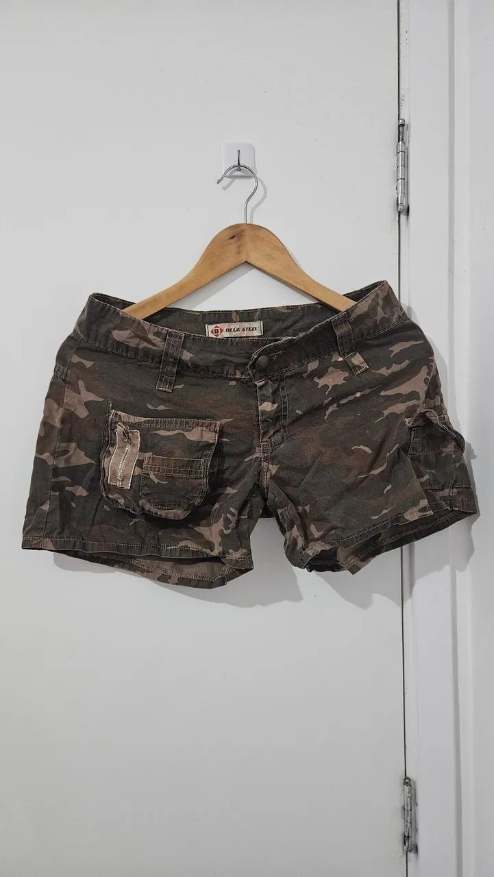 Short curto militar 