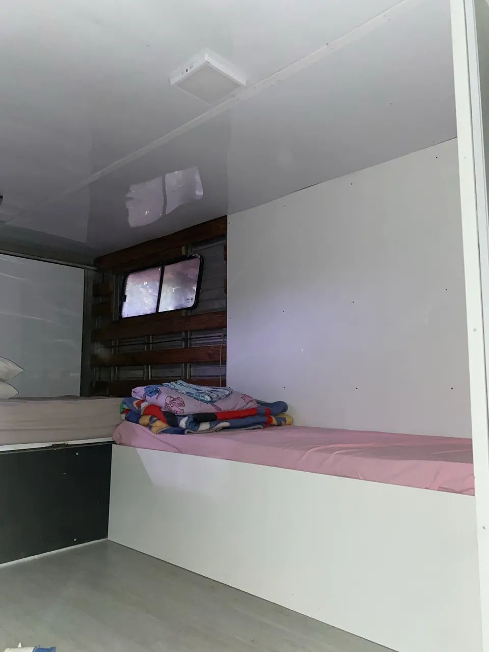 Mercedinha 608 pra rodeio 