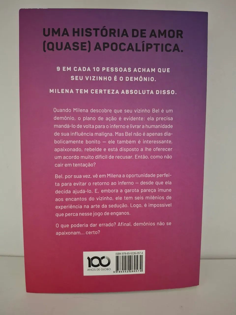 Livro - Vizinho Infernal  - Foto 3