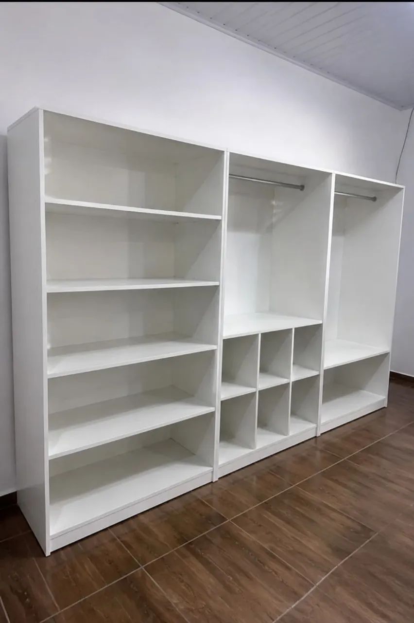 Closet modular em MDF branco