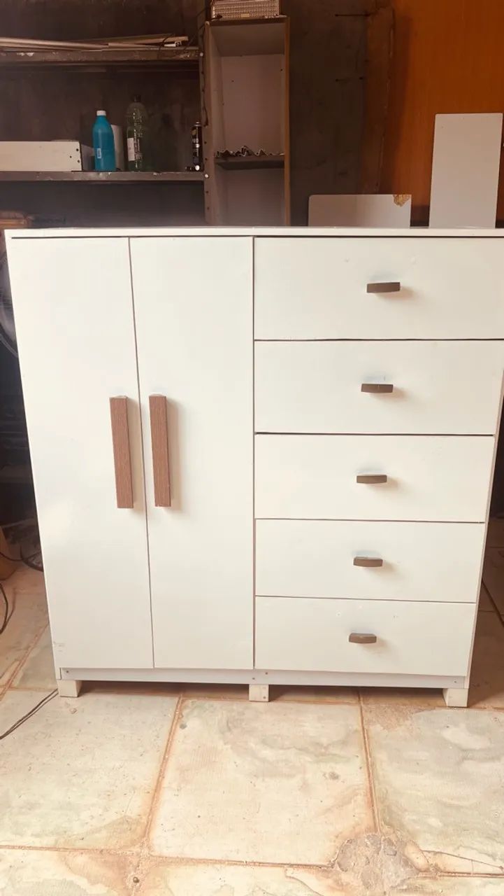 Cômoda branca praticamente nova pouco usada - Foto 4