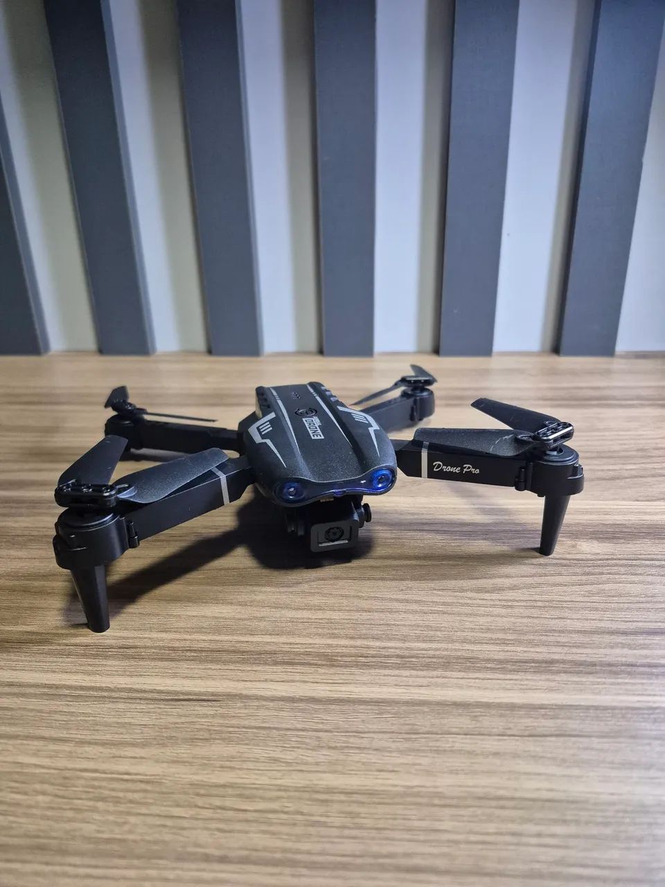 Drone E99 com Câmera